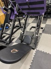 Leg press machine 