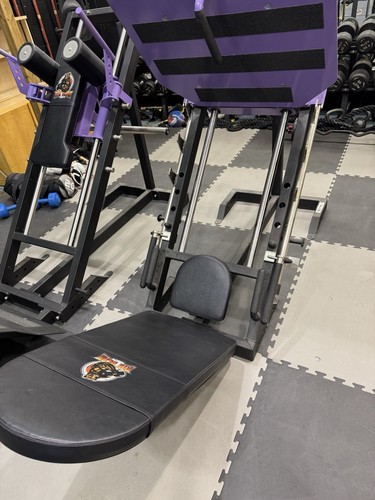 Leg press machine - ,